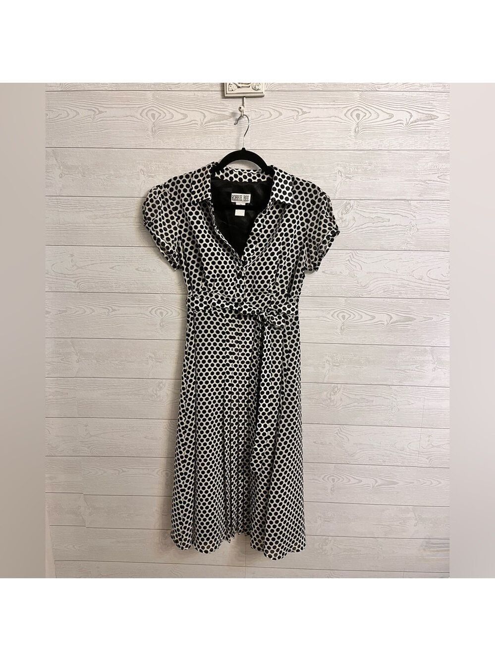 - Robbie Bee Women’s Vintage Polka Dot Dress. Size 10